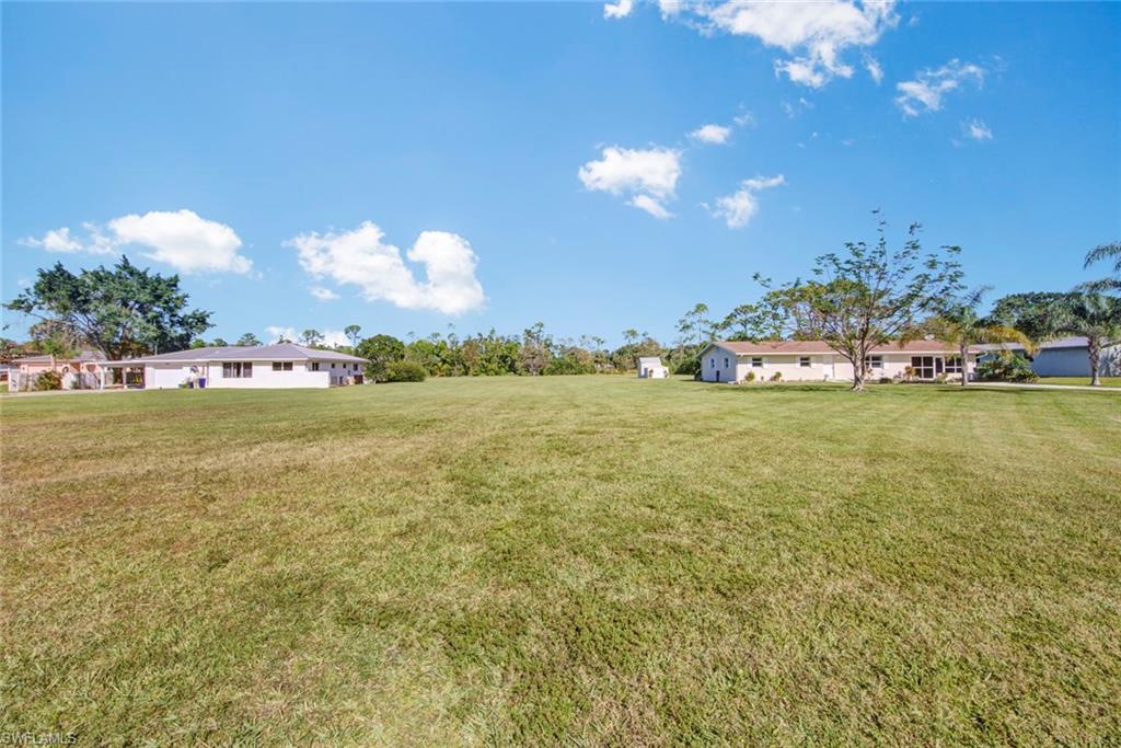 5331 Myrtle Lane Naples, FL 34113 - Photo 9 of 34 Gallery Image 9
