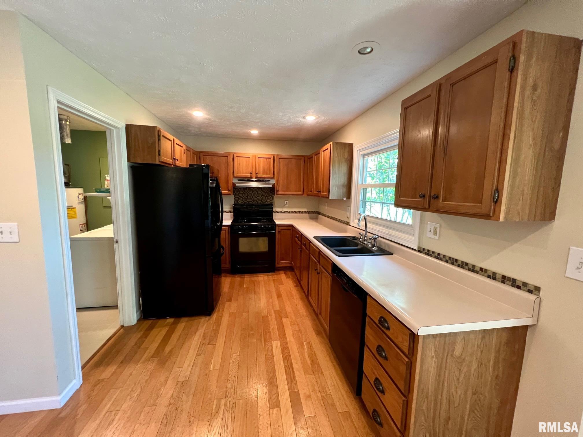 19442 Pinecrest Road Petersburg, IL 62675 - Photo 13 of 23 Gallery Image 13