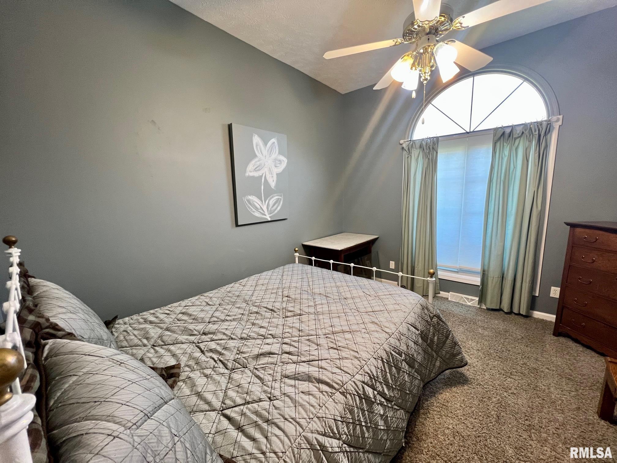 19442 Pinecrest Road Petersburg, IL 62675 - Photo 16 of 23 Gallery Image 16