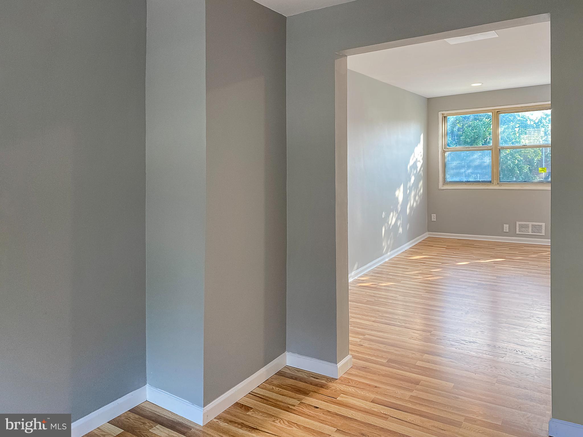 1026 Stamford Road Baltimore, MD 21229 - Photo 14 of 41