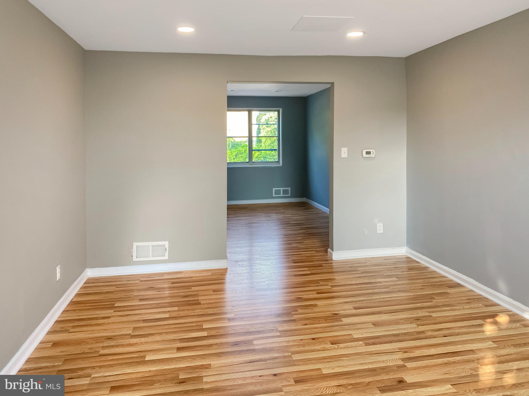 1026 Stamford Road Baltimore, MD 21229 - Photo 15 of 41