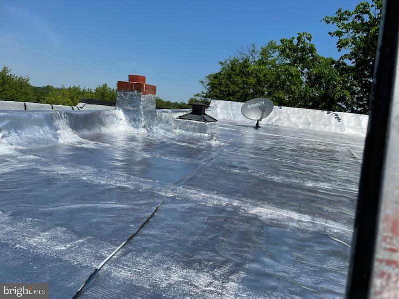 1026 Stamford Road Baltimore, MD 21229 - Photo 27 of 41 We have a roof certification from the contractor.