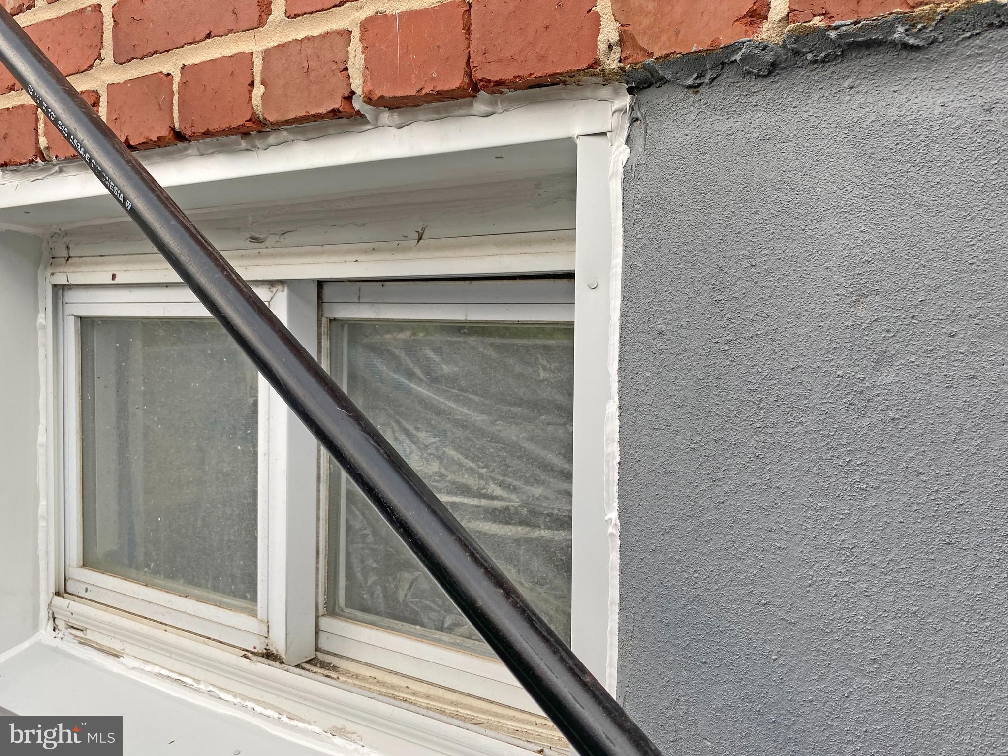 1026 Stamford Road Baltimore, MD 21229 - Photo 35 of 41 New windows