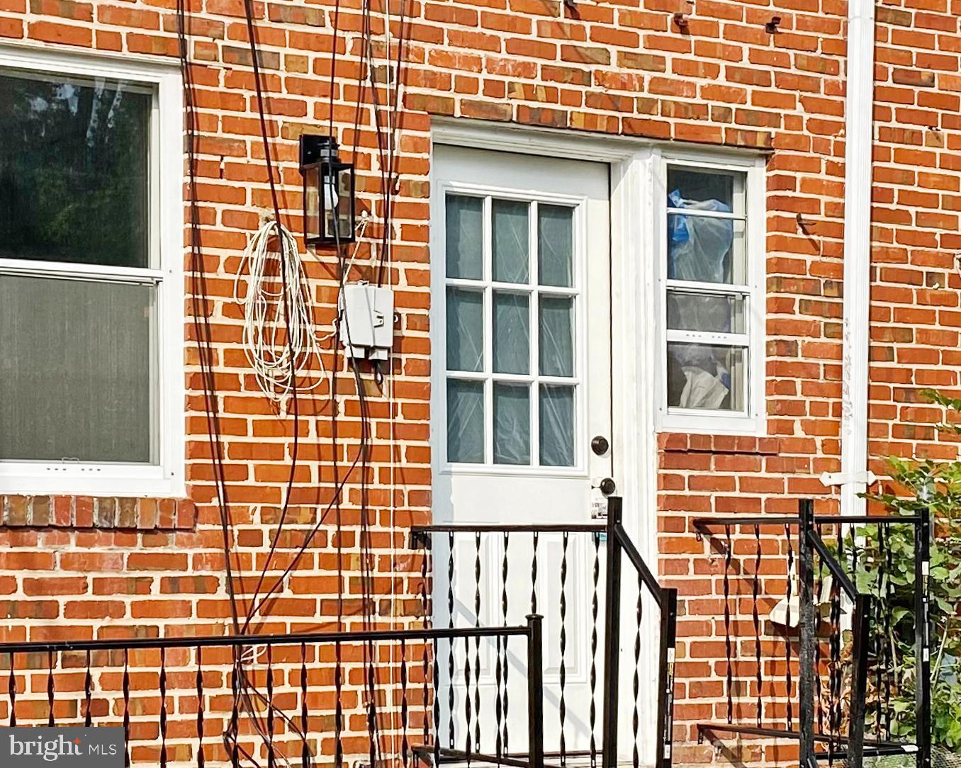 1026 Stamford Road Baltimore, MD 21229 - Photo 36 of 41 New doors at the rear of the home.