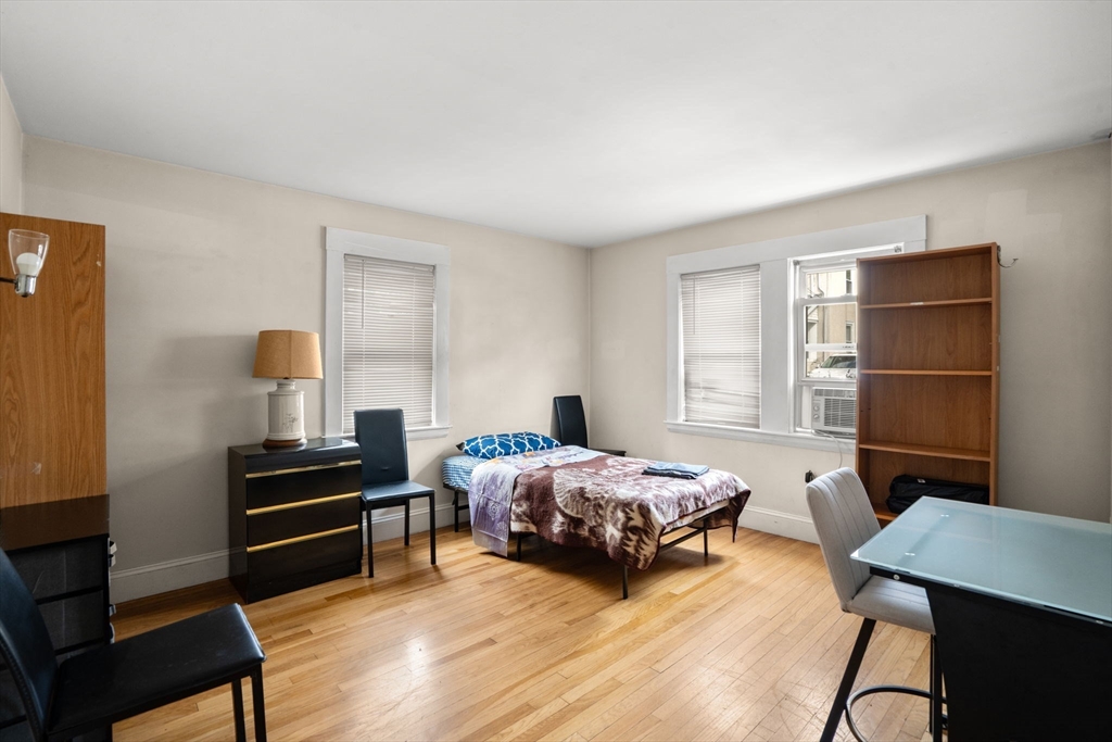 35 Middle Street Newton, MA 02458 - Photo 15 of 27