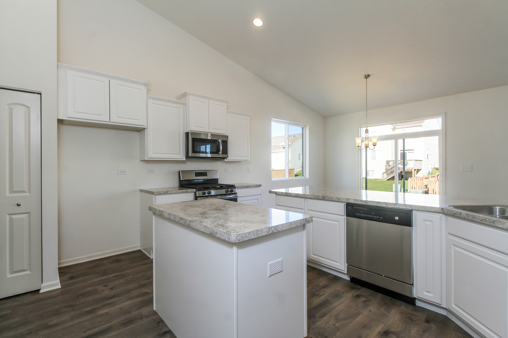2080 Brandon Hill Road New Lenox, IL 60451 - Photo 2 of 15 a kitchen with granite countertop a sink stove and cabinets