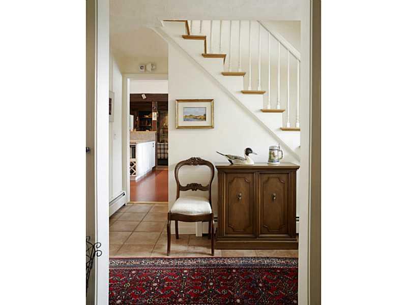 2 Fox Hill Road Cape Elizabeth, ME 04107 - Photo 4 of 34 Foyer. Elegant Spaces