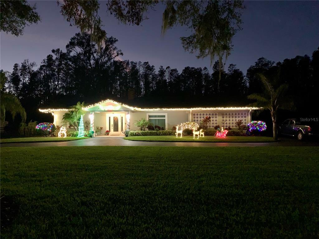 16918 Tobacco Road Lutz, FL 33558 - Photo 7 of 99 Gallery Image 7