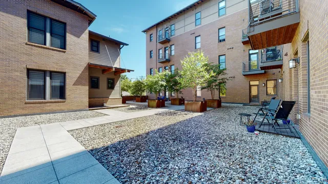 $2,350 | 1706 18th Avenue South, Unit 412, Nashville, TN 37212