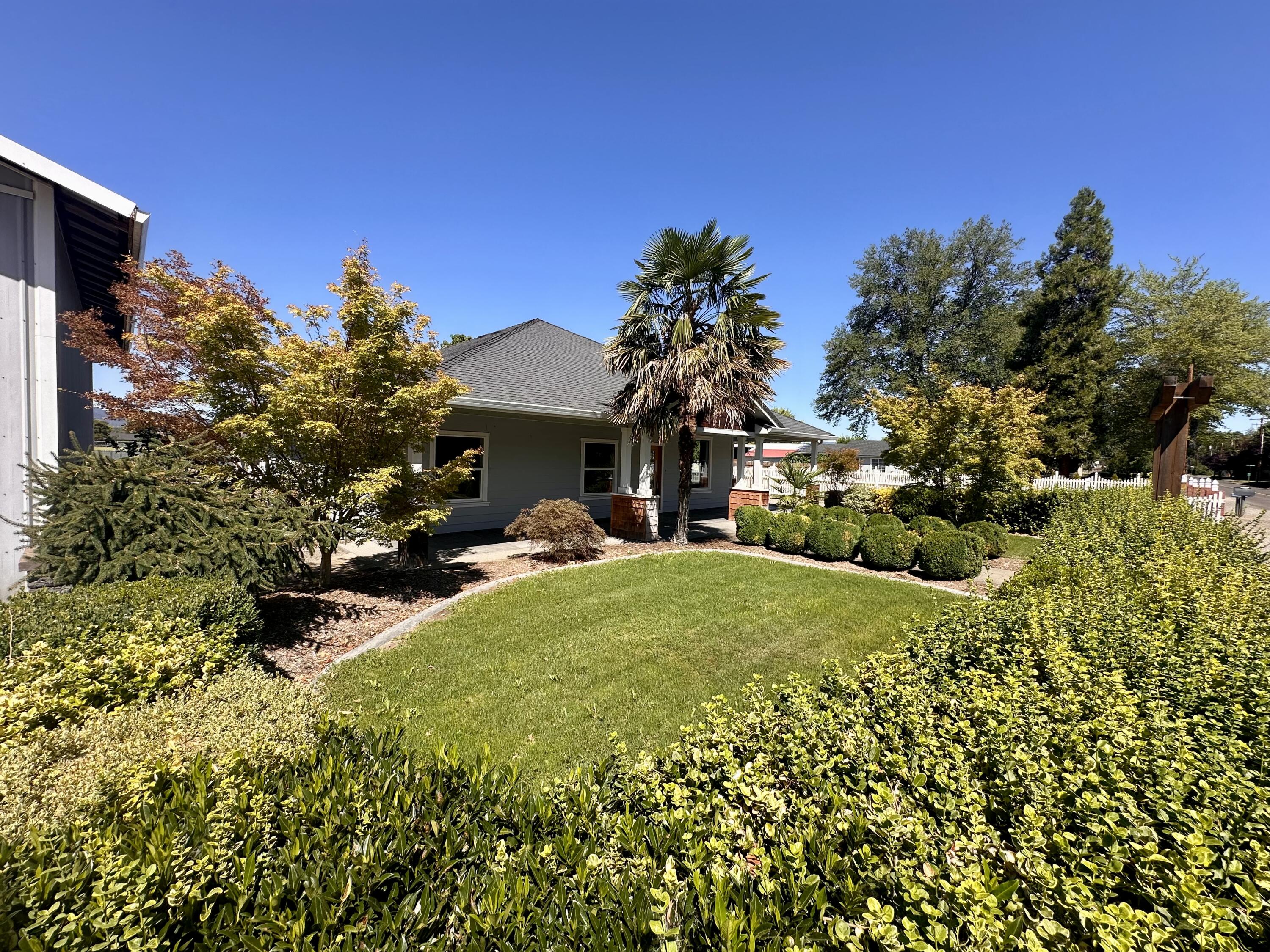 5117 Gebhard Road Central Point, OR 97502 - Photo 25 of 41 1380C6D8-7617-44D3-8938-DC8BA9C0887B_1_2