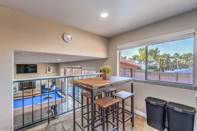 $3,000 | 5198 Hibbetts Drive, Las Vegas, NV 89103