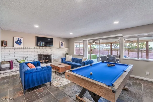 $3,000 | 5198 Hibbetts Drive, Las Vegas, NV 89103