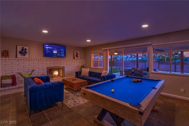 $3,000 | 5198 Hibbetts Drive, Las Vegas, NV 89103