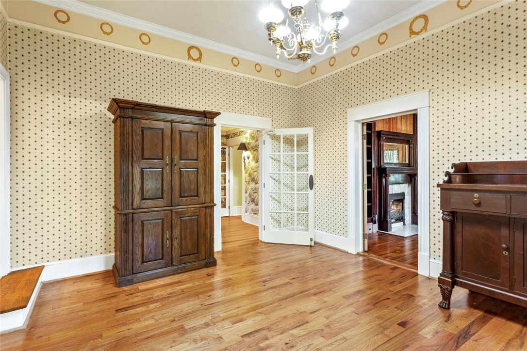 905 East Whitner Street Anderson, SC 29624 - Photo 15 of 50