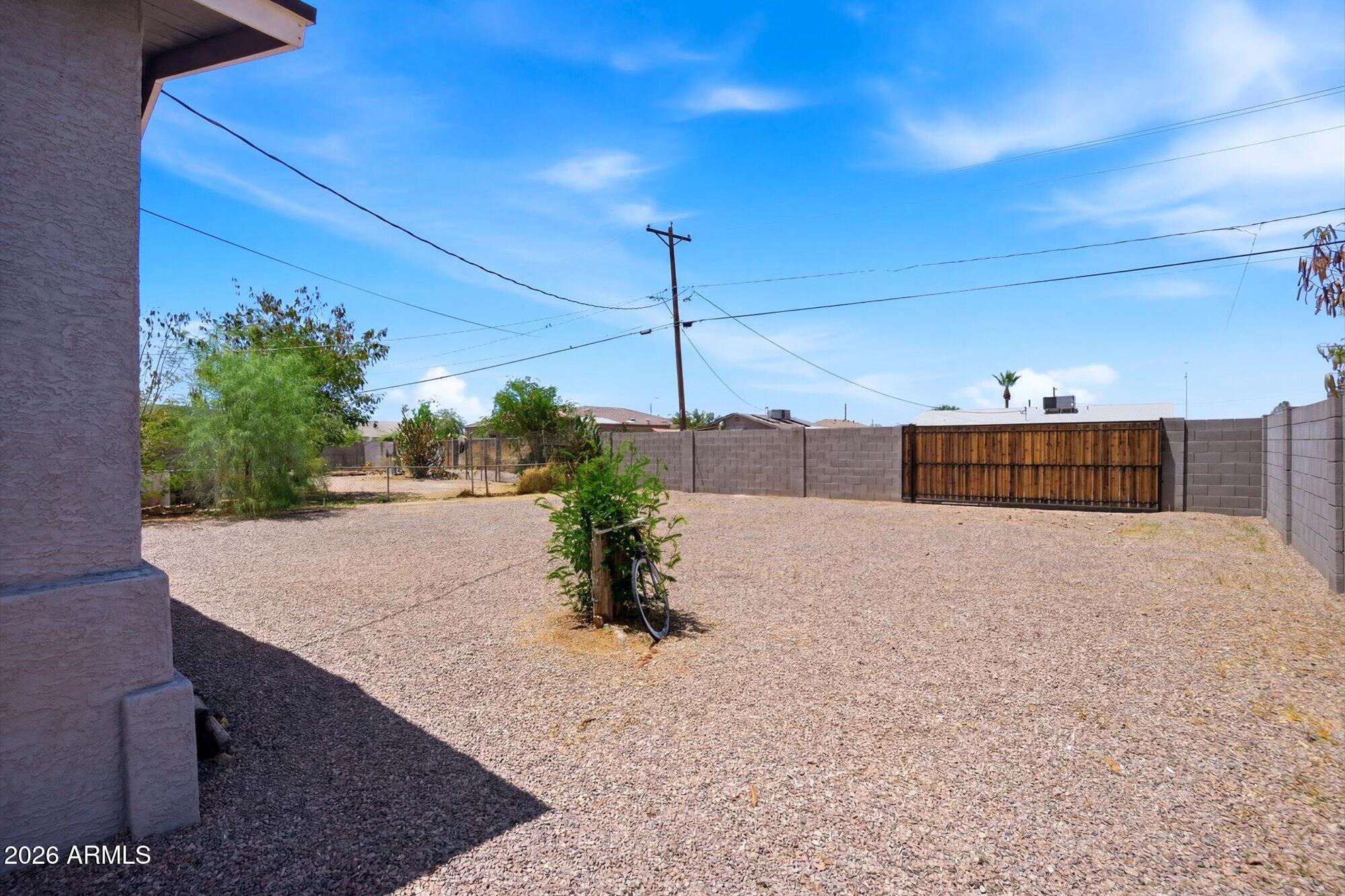 2732 East Roeser Road Phoenix, AZ 85040 - Photo 19 of 21