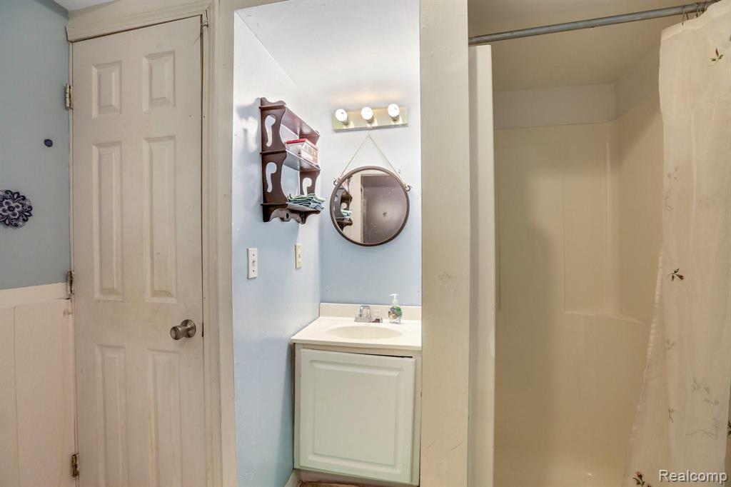 8333 Milan-Oakville Road Milan, MI 48160 - Photo 21 of 41