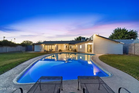 $1,299,000 | 325 West Loma Lane, Phoenix, AZ 85021