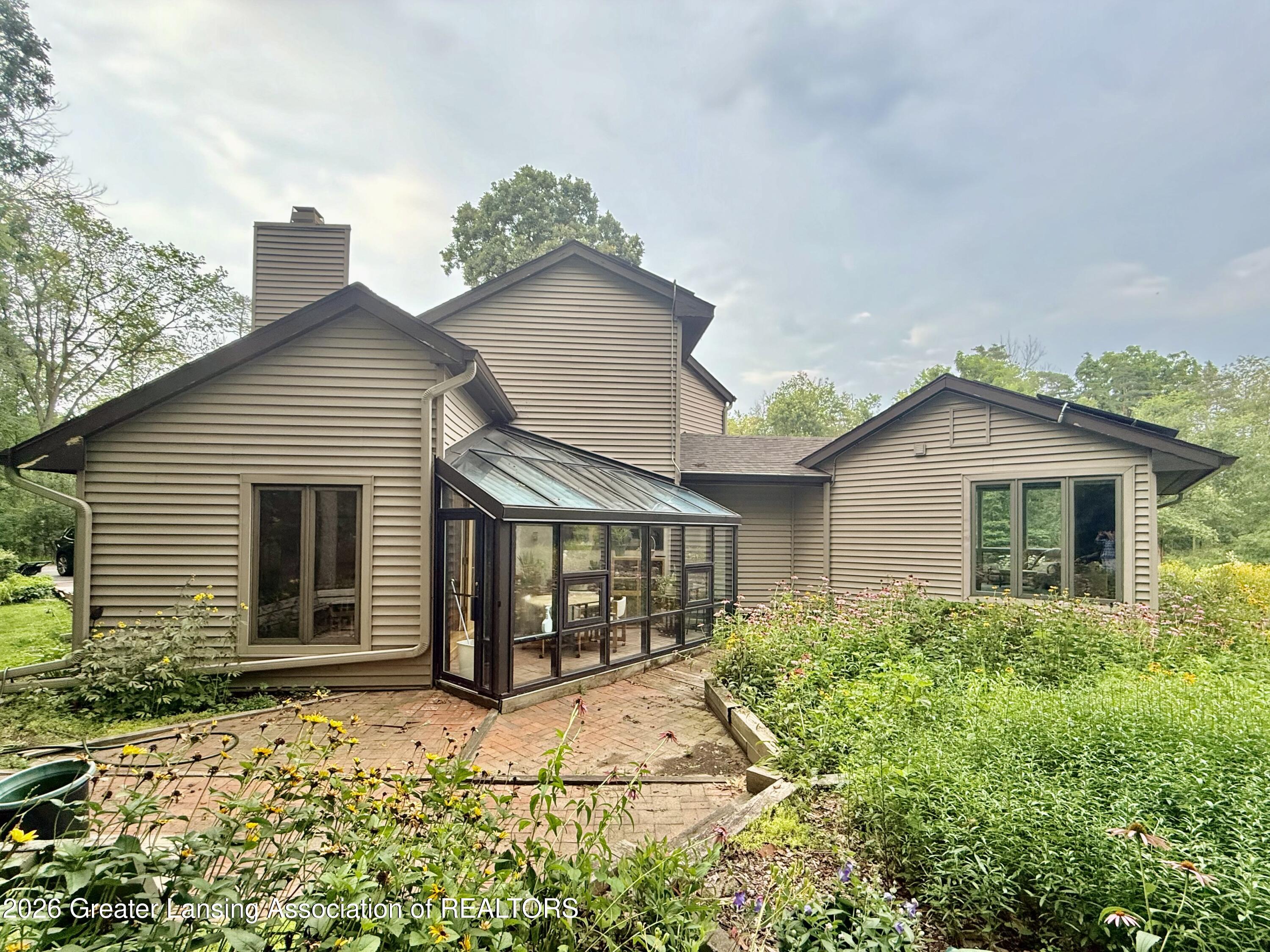 1231 Jolly Road Okemos, MI 48864 - Photo 3 of 21 IMG_3074