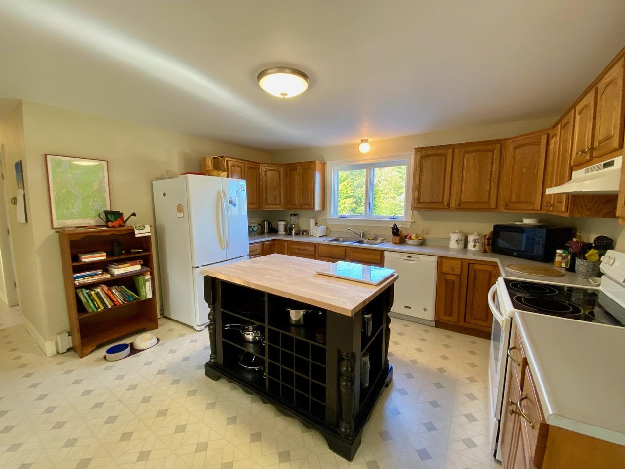 424 East Pond Road Jefferson, ME 04348 - Photo 10 of 30 IMG_2793