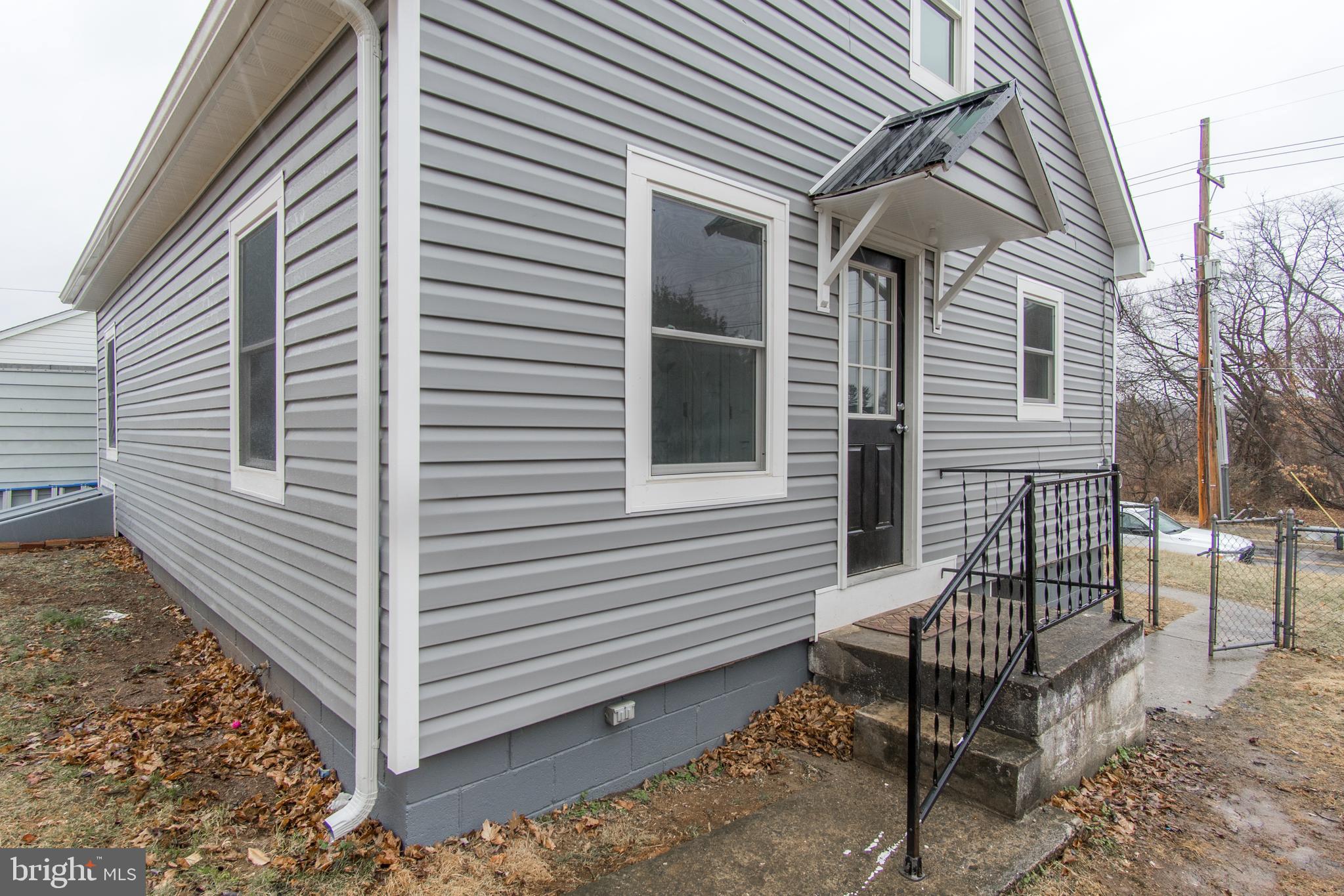 829 Security Road Hagerstown, MD 21740 - Photo 2 of 25 Gallery Image 2