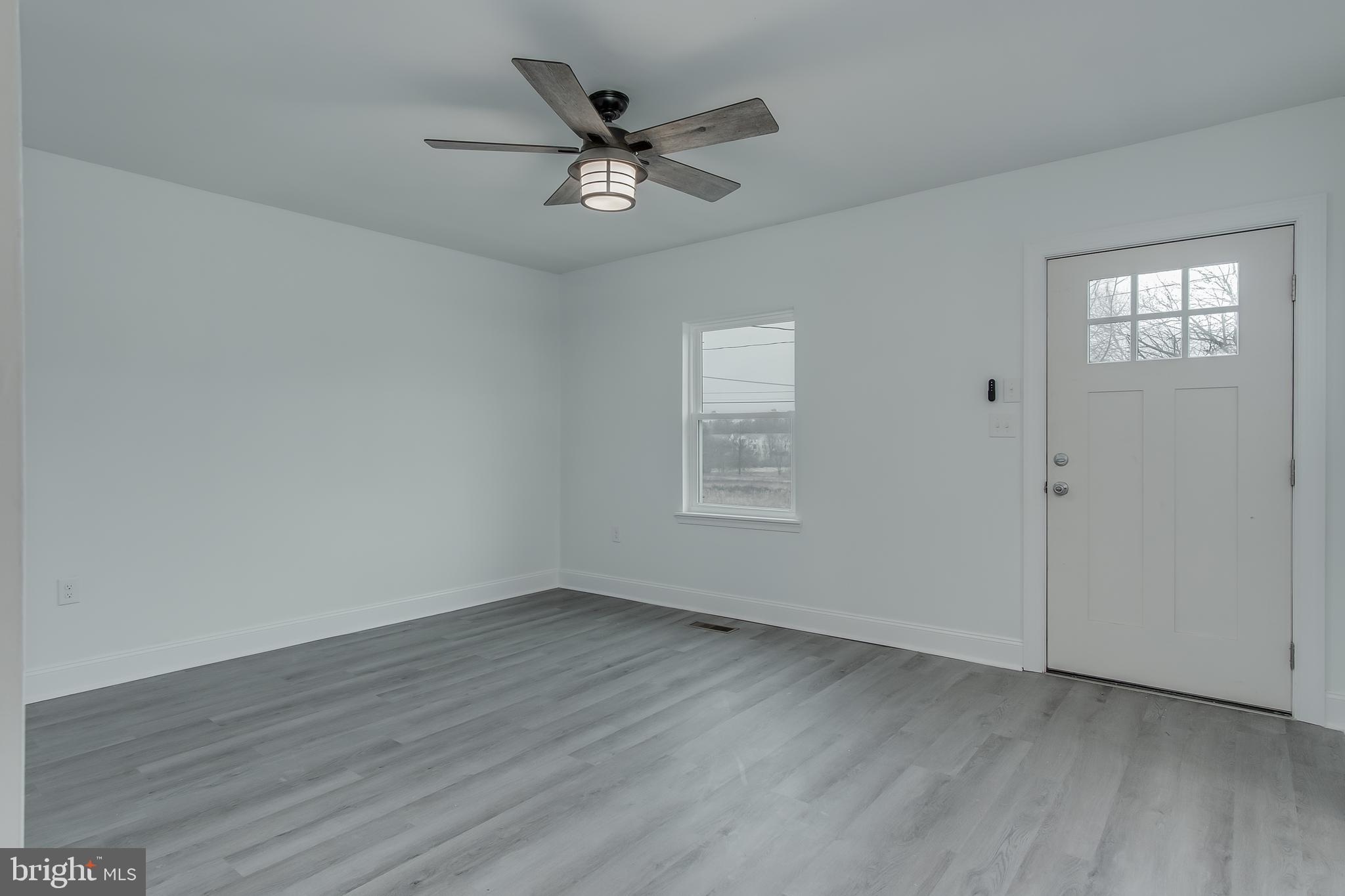 829 Security Road Hagerstown, MD 21740 - Photo 4 of 25 Gallery Image 4