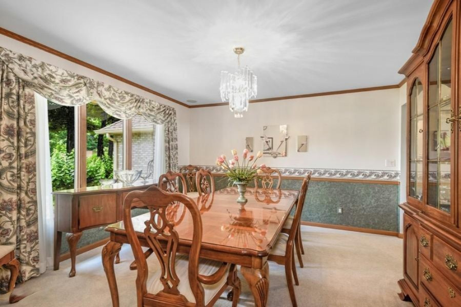 2275 Autumn Ridge St. Joseph, MI 49085 - Photo 8 of 26 08_2275AutumnRidge_2_DiningRoom_LowRes
