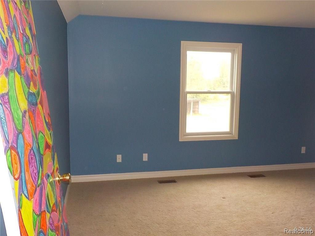 14184 McCaslin Lake Road Linden, MI 48451 - Photo 11 of 29 DSCN8973.JPG