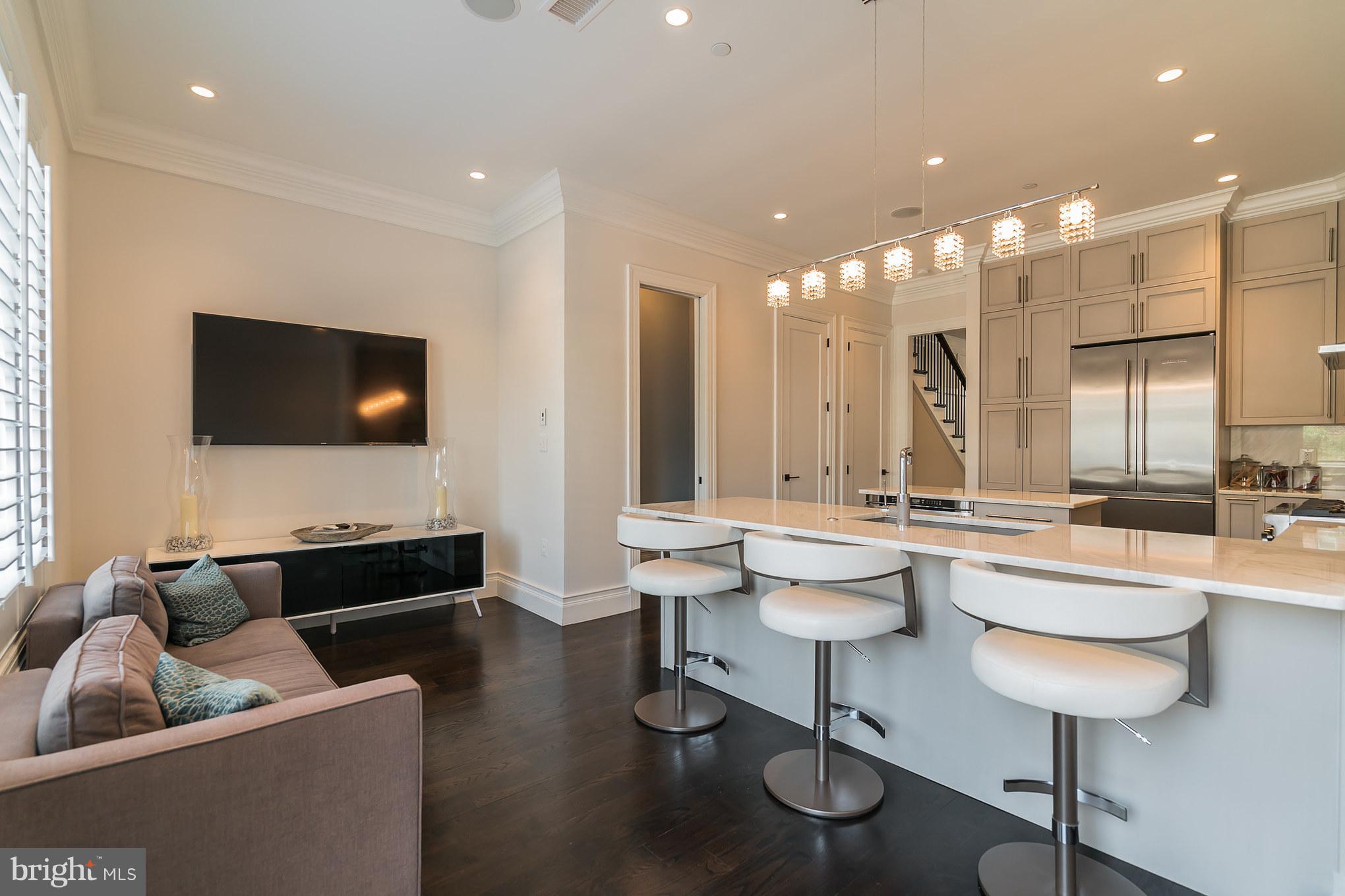 329 9th Street Northeast, Unit TH2 Washington, DC 20002 - Photo 7 of 29 Second Living Space & Great Breakfast Bar