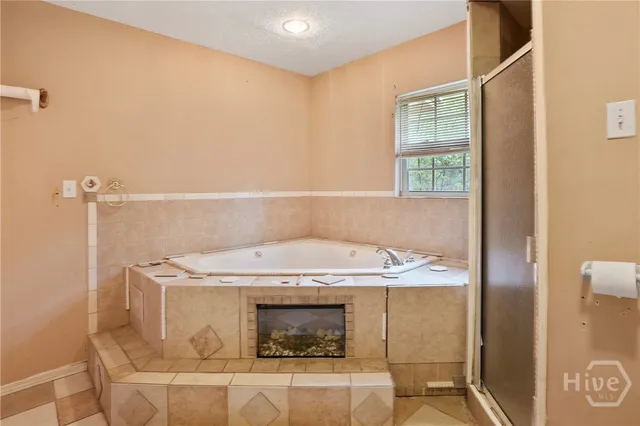 $375,000 | 27 South Huntington Court, Richmond Hill, GA 31324