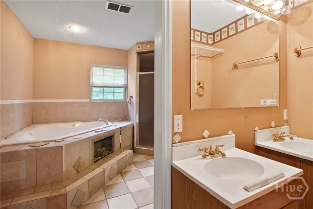 $375,000 | 27 South Huntington Court, Richmond Hill, GA 31324