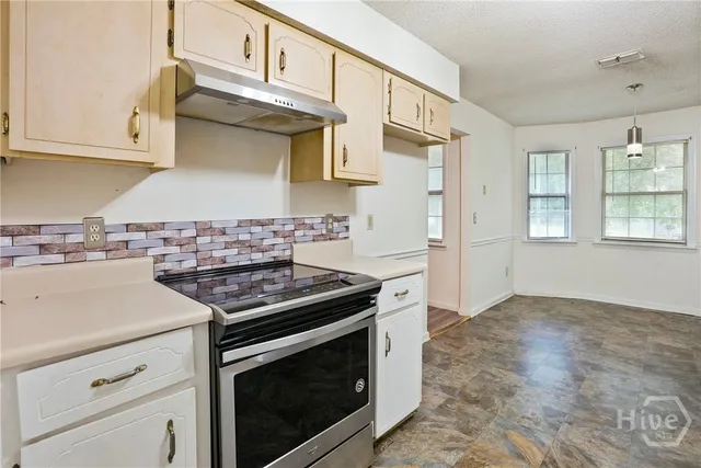 $375,000 | 27 South Huntington Court, Richmond Hill, GA 31324