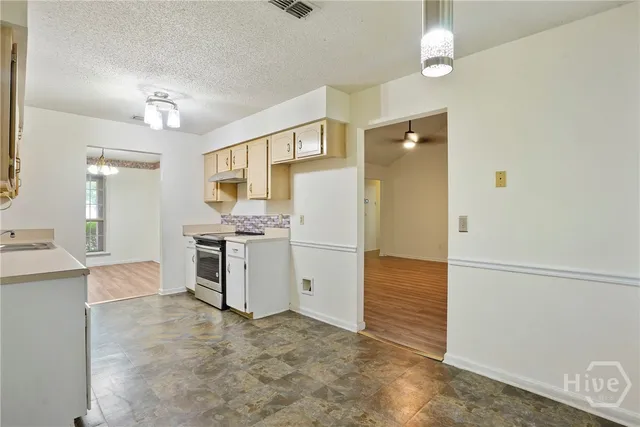 $375,000 | 27 South Huntington Court, Richmond Hill, GA 31324