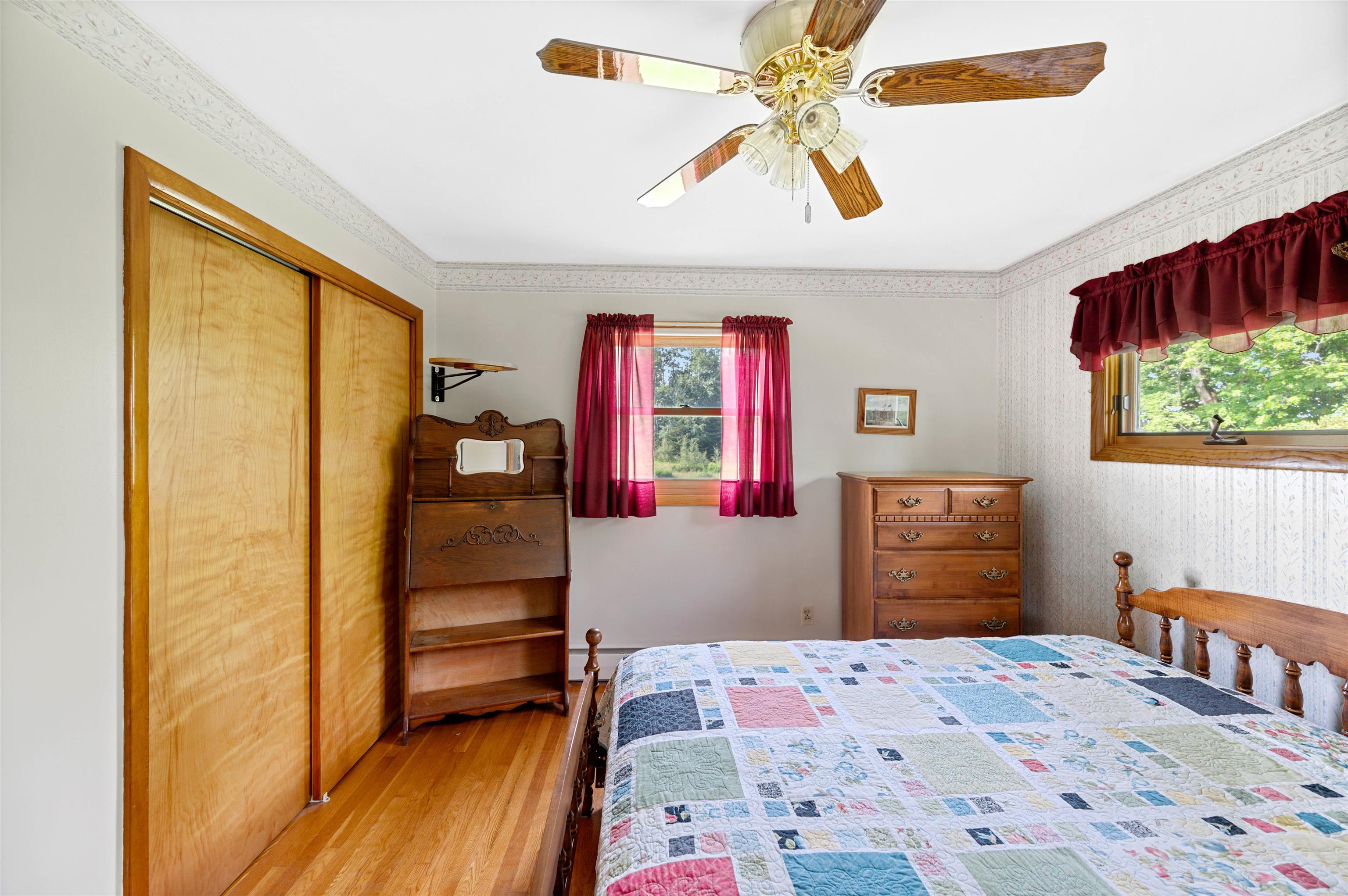 184 Sunset Road Barre Town, VT 05641 - Photo 12 of 40