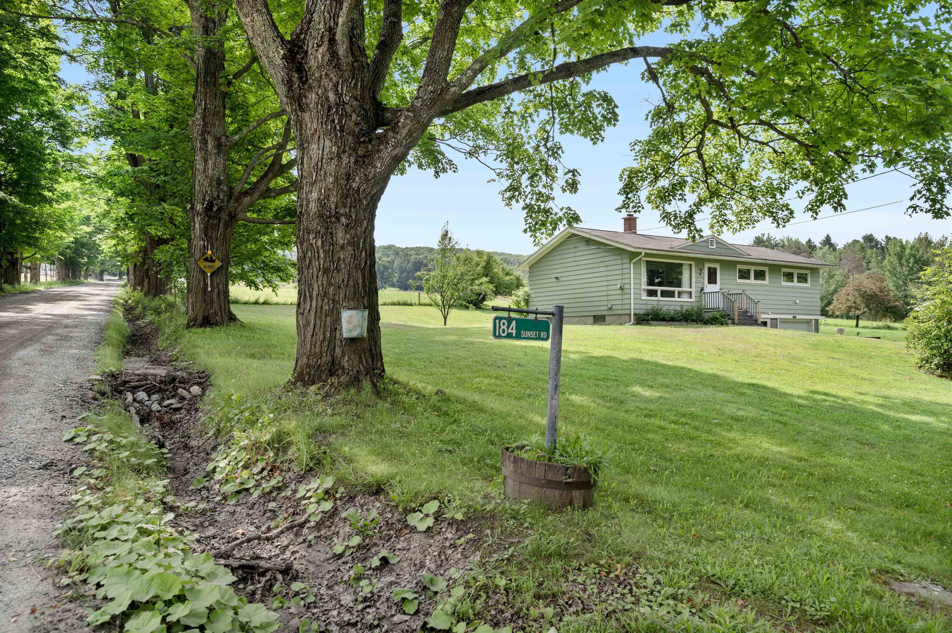 184 Sunset Road Barre Town, VT 05641 - Photo 33 of 40