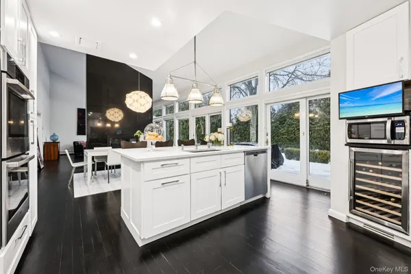 $15,000 | 6 Carol Lane, Mamaroneck, NY 10543