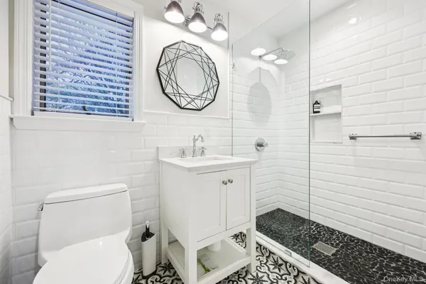 $15,000 | 6 Carol Lane, Mamaroneck, NY 10543