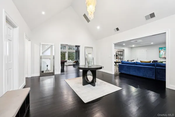 $15,000 | 6 Carol Lane, Mamaroneck, NY 10543