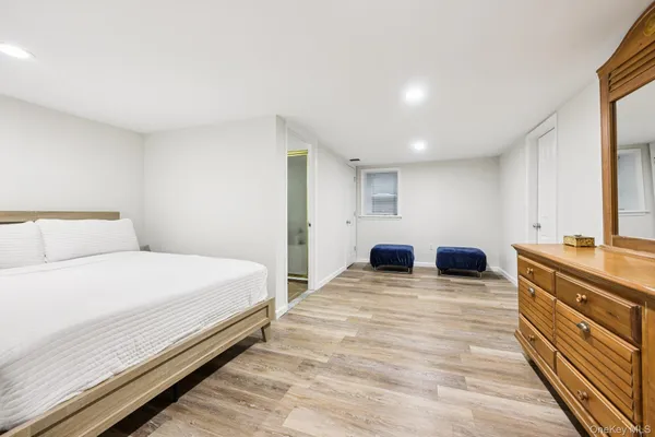 $15,000 | 6 Carol Lane, Mamaroneck, NY 10543