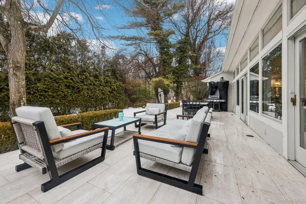 $15,000 | 6 Carol Lane, Mamaroneck, NY 10543