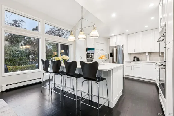 $15,000 | 6 Carol Lane, Mamaroneck, NY 10543