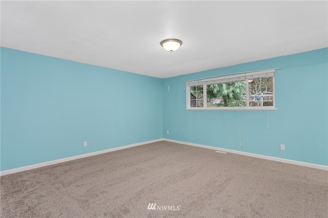 14428 157th Place Southeast Renton, WA 98059 - Photo 12 of 24