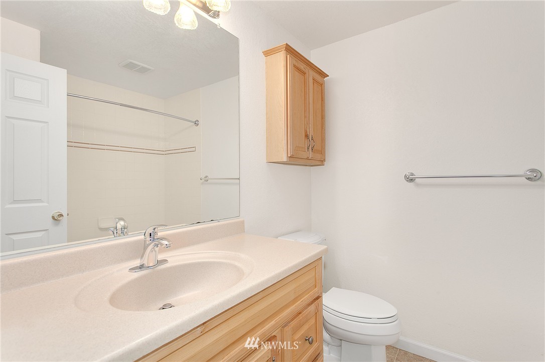 14428 157th Place Southeast Renton, WA 98059 - Photo 16 of 24