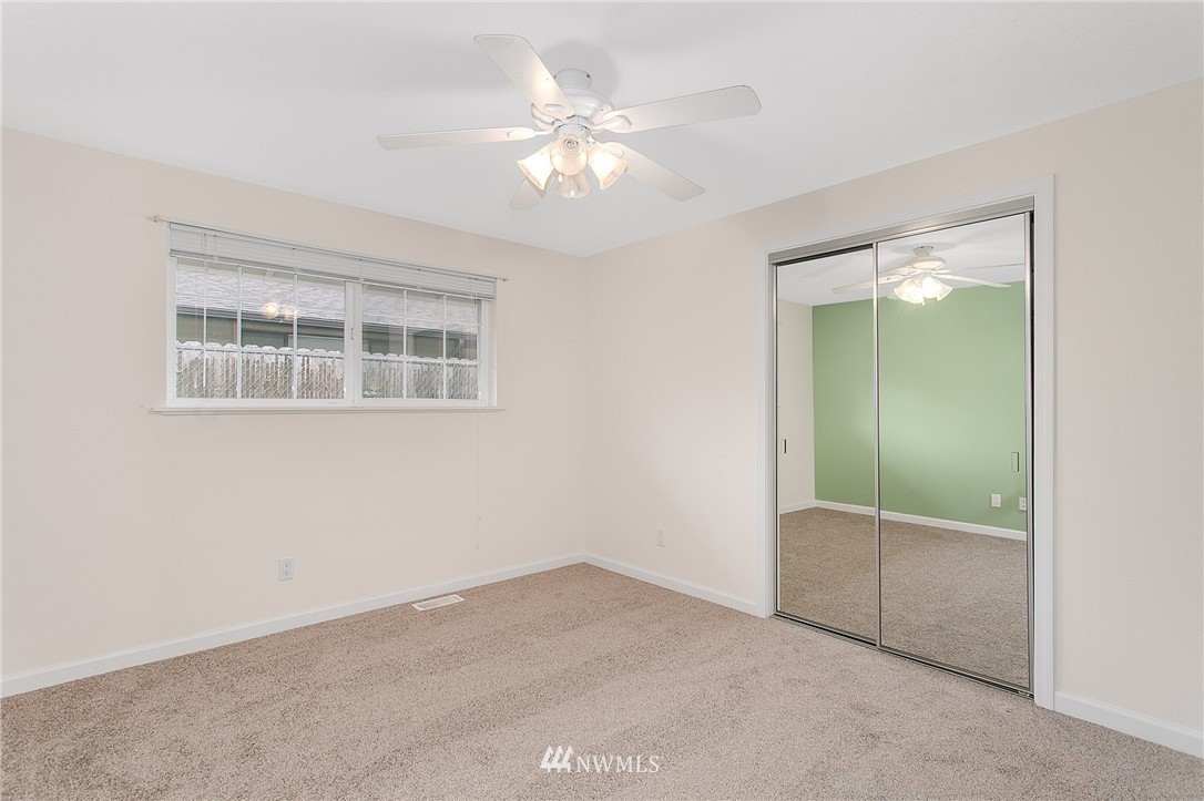 14428 157th Place Southeast Renton, WA 98059 - Photo 17 of 24