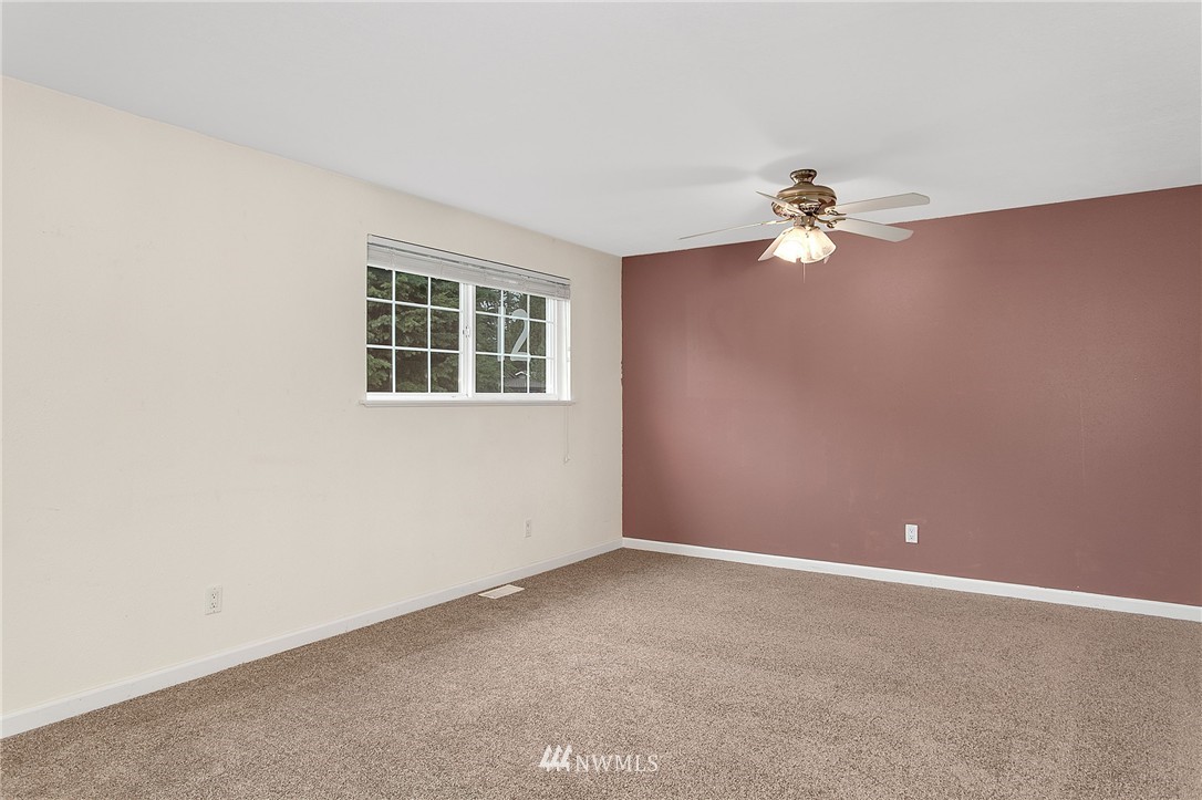 14428 157th Place Southeast Renton, WA 98059 - Photo 18 of 24
