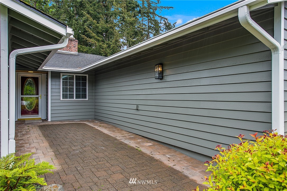 14428 157th Place Southeast Renton, WA 98059 - Photo 3 of 24