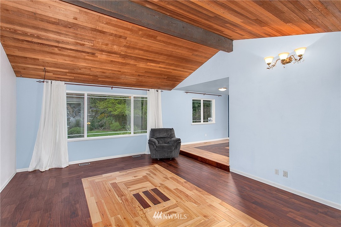 14428 157th Place Southeast Renton, WA 98059 - Photo 5 of 24