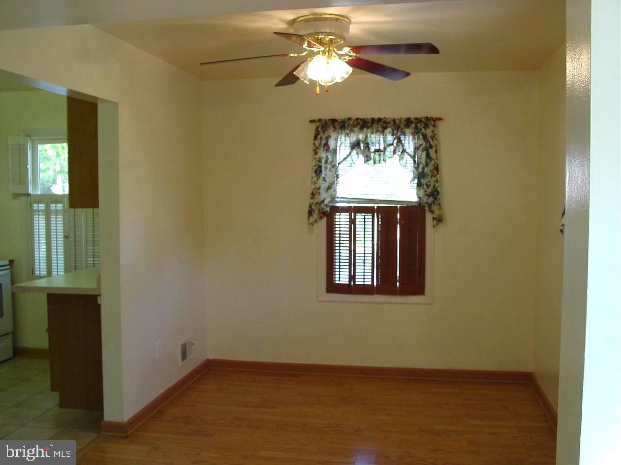 9303 Hood Road Manassas, VA 20110 - Photo 4 of 15 Dining Room off kitchen