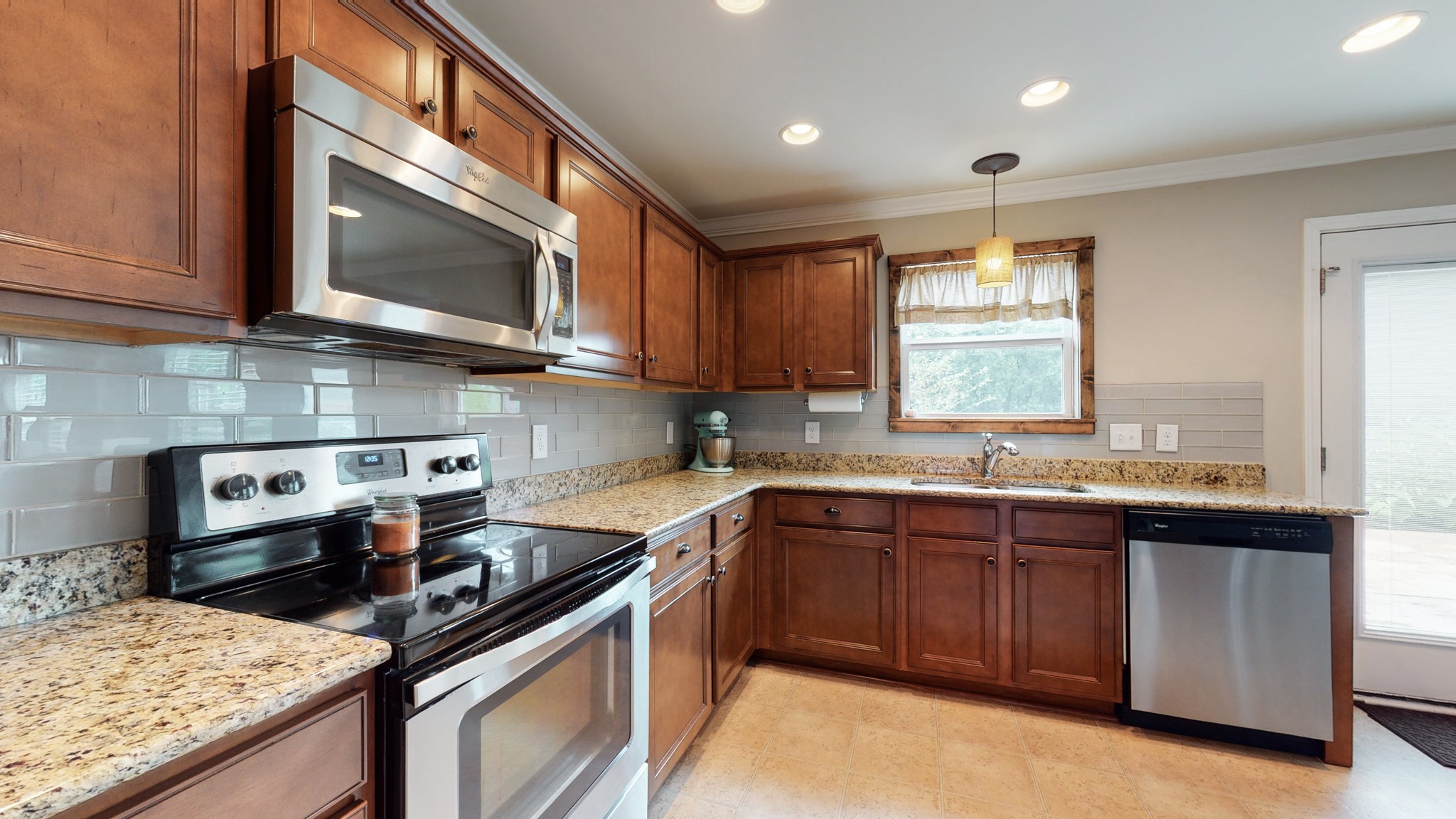 1015 Benwick Road Hendersonville, TN 37075 - Photo 9 of 34