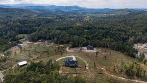 $899,900 | 521 Horns Creek Road, Old Fort, TN 37362