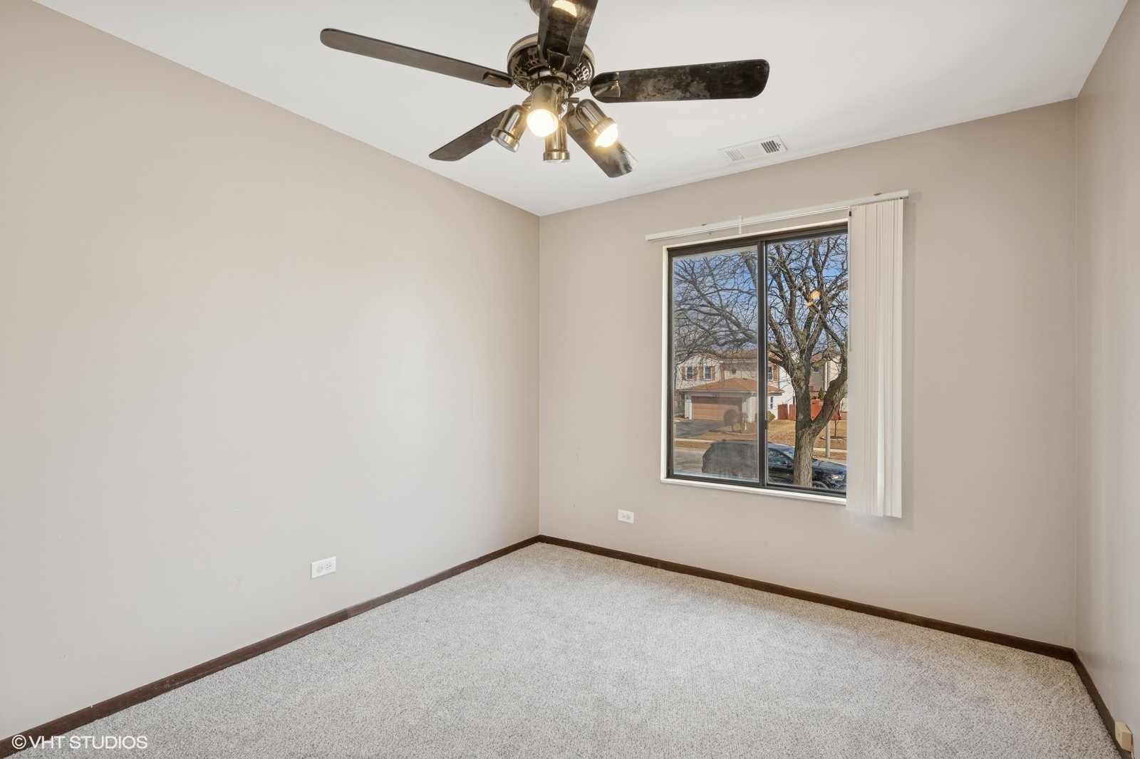 748 Rodenburg Road, Unit 2D Roselle, IL 60172 - Photo 13 of 17 Gallery Image 13